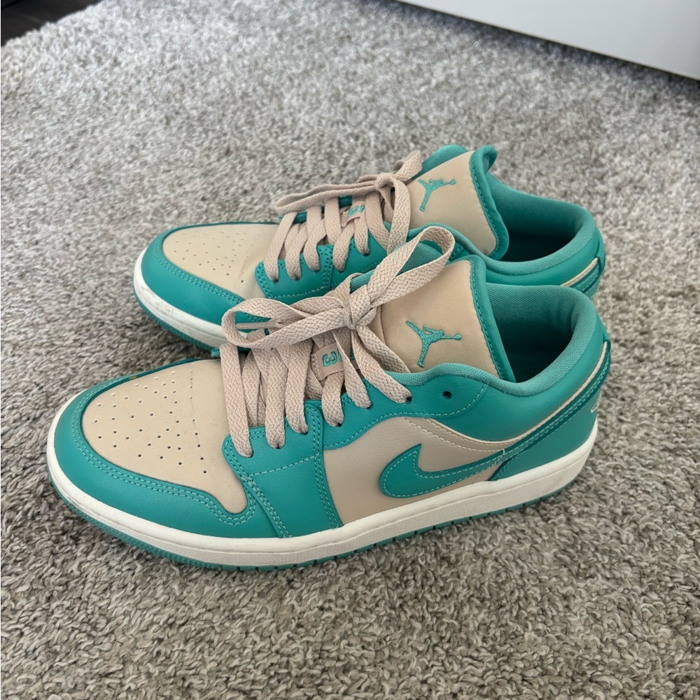 Teal and beige Jordan 1s